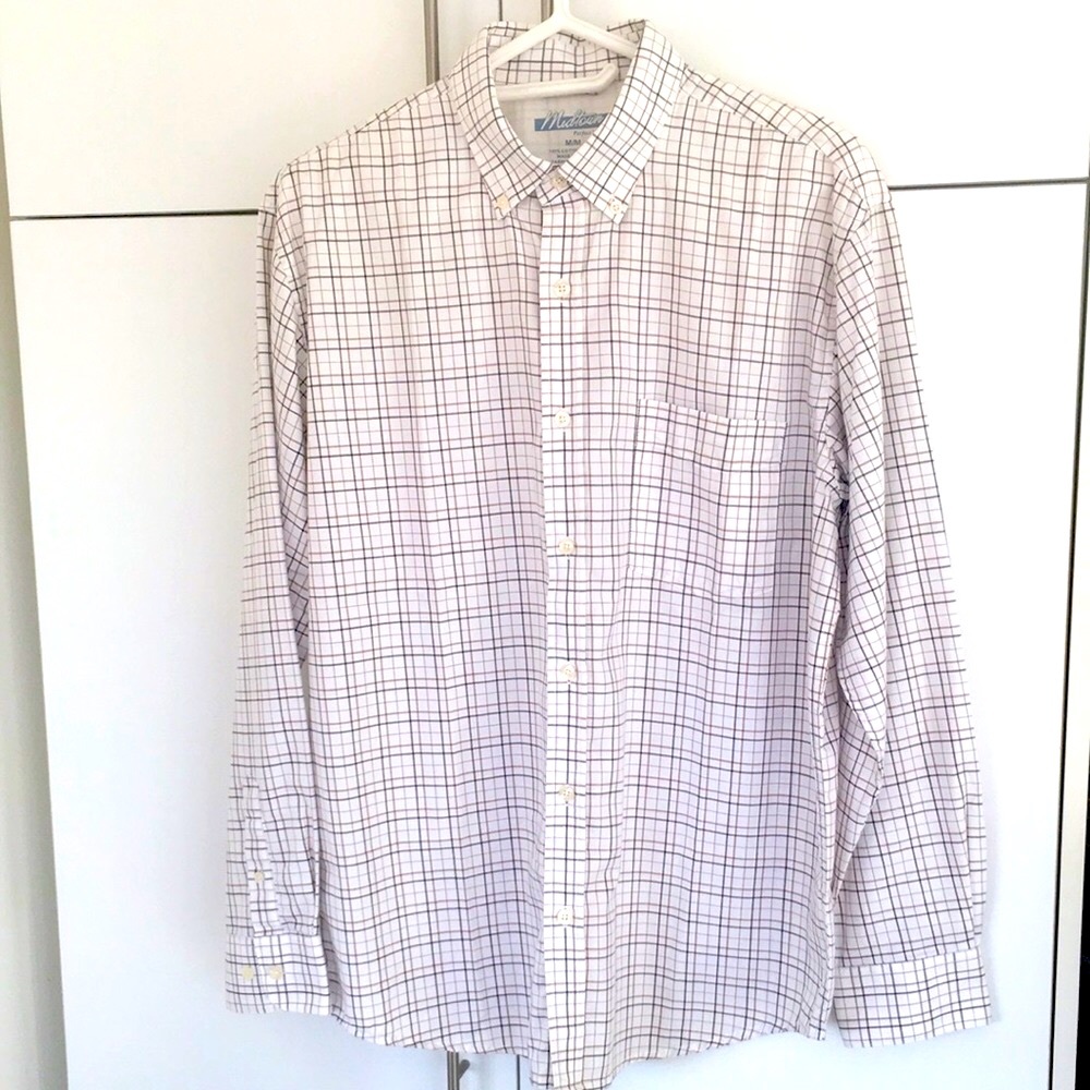 NWOT: Midtown Dress Shirt - Crisp and Stylish!